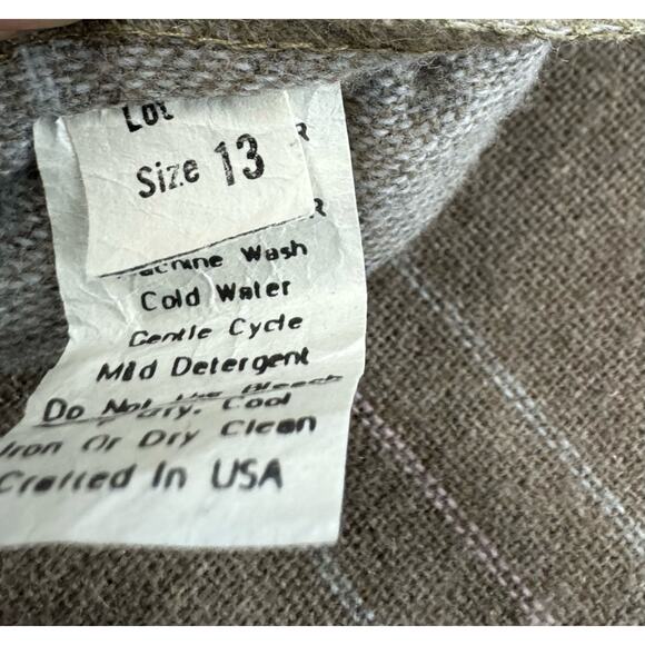Vintage Wool A Line Plaid Gray Side Button USA Midi Skirt Size 13 - Picture 6 of 8